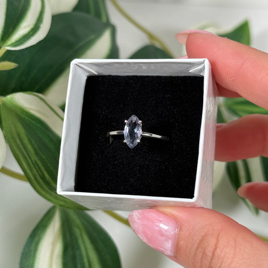 Size 7 rainbow fluorite ring (pick shape)