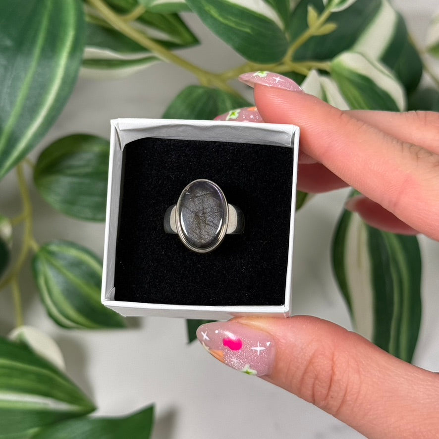Size 5.5 purple labradorite ring