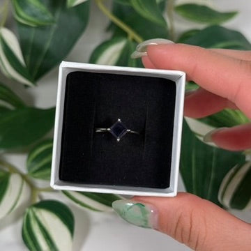 Size 6 iolite ring