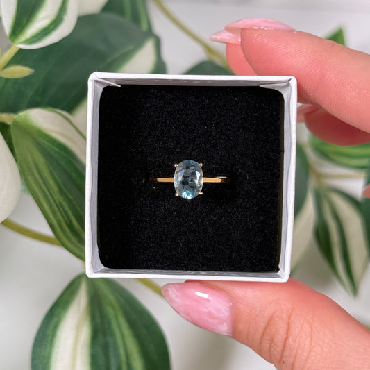 Size 5 gold plated blue fluorite ring
