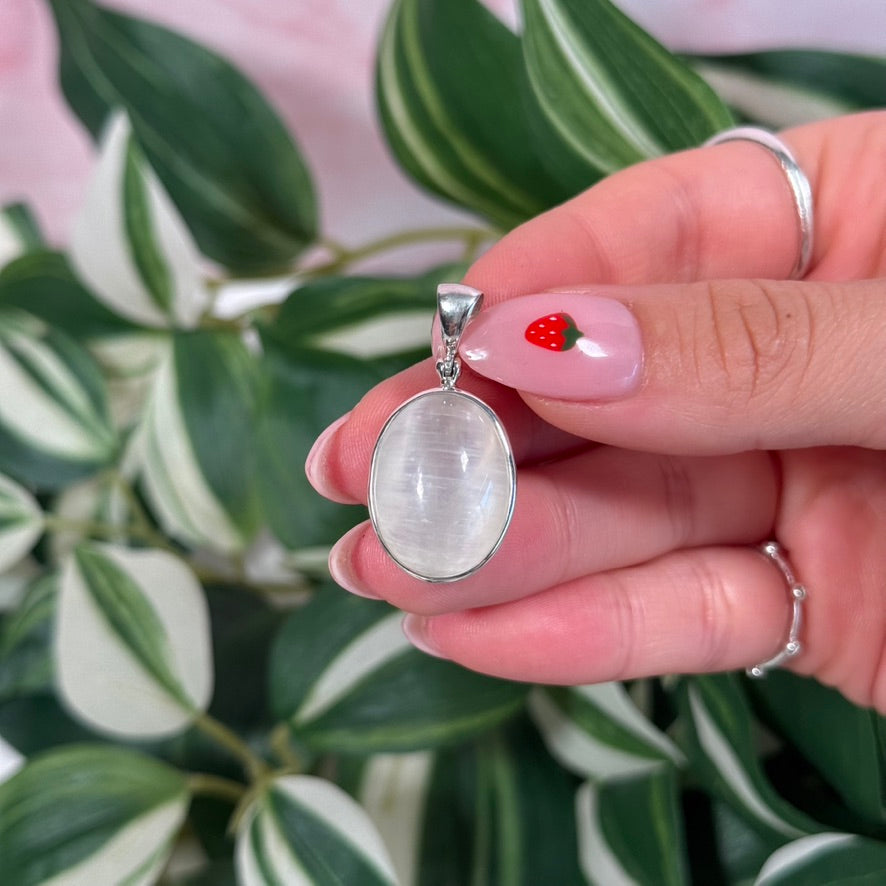 Satin spar pendant
