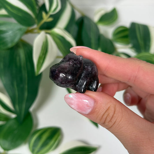 Lepidolite hippo
