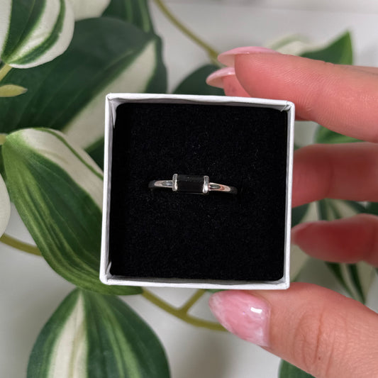 Black tourmaline ring (Sizes 5, 6, 8)