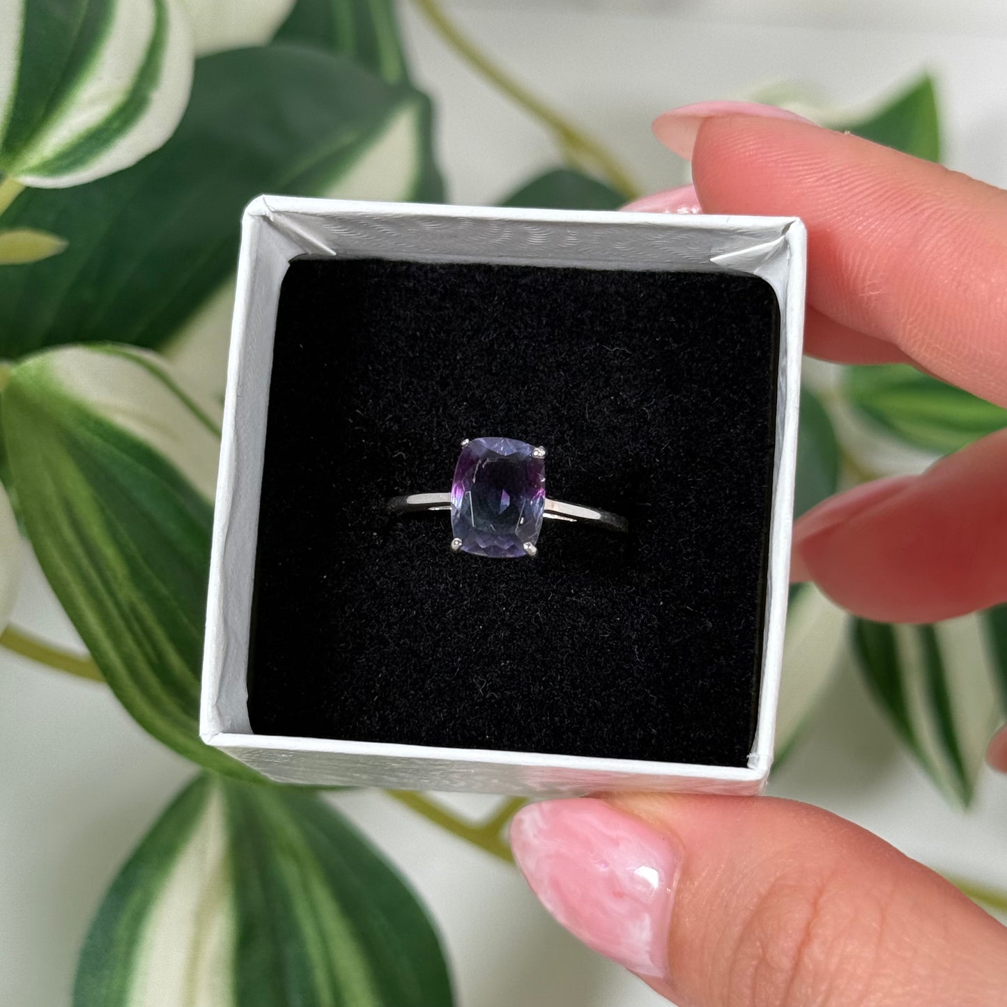 Size 7 rainbow fluorite ring (pick shape)