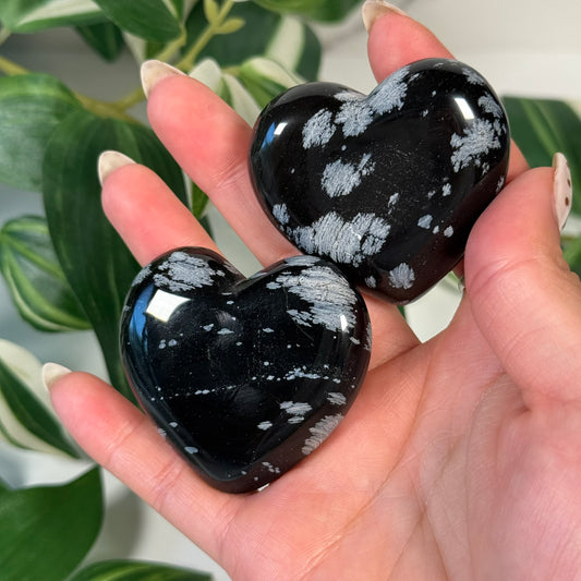 Snowflake obsidian heart