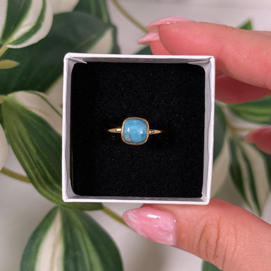 Size 6 gold plated larimar ring