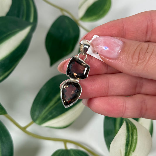 Double smoky quartz pendant