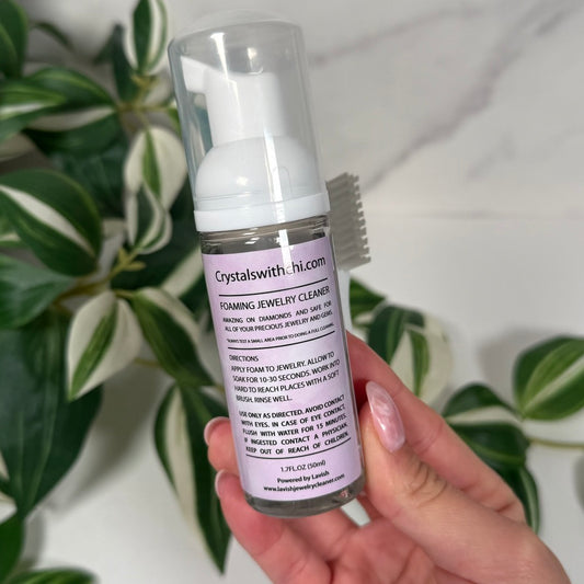 Foam jewelry cleaner