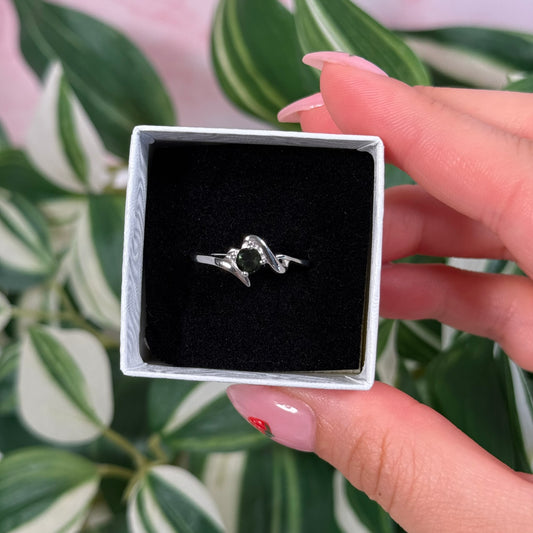 Green tourmaline ring (sizes 5, 7, 9)