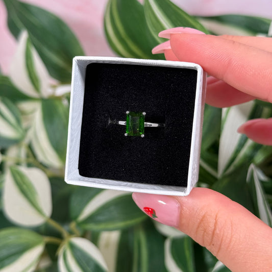 Size 7 chrome diopside ring