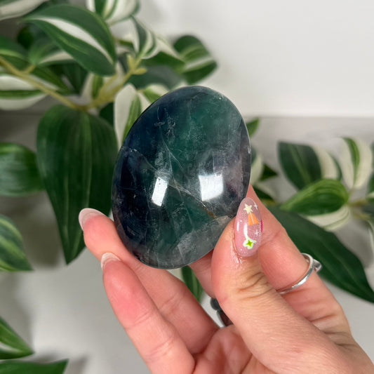 Fluorite palmstone
