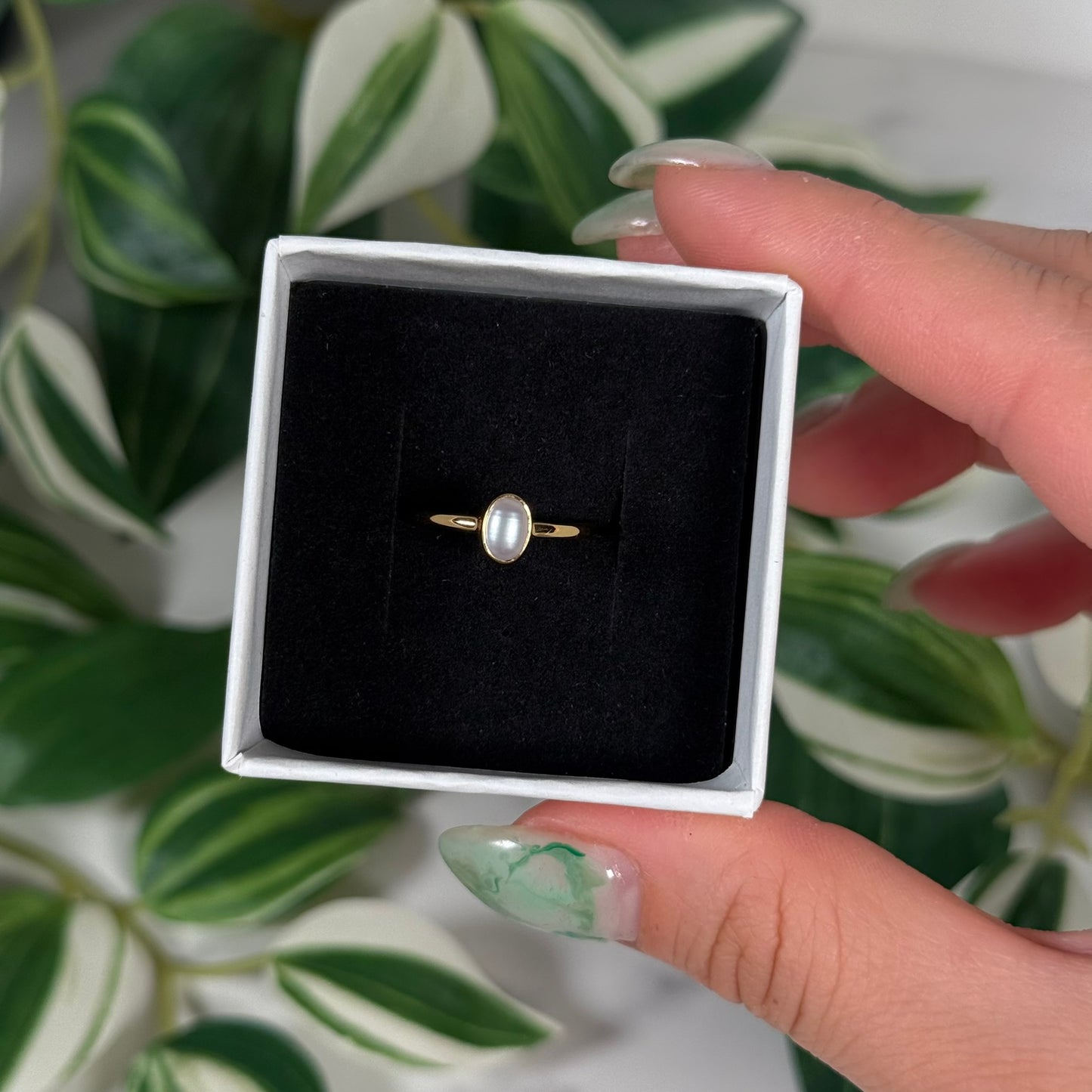 Size 4 gold plated pearl ring