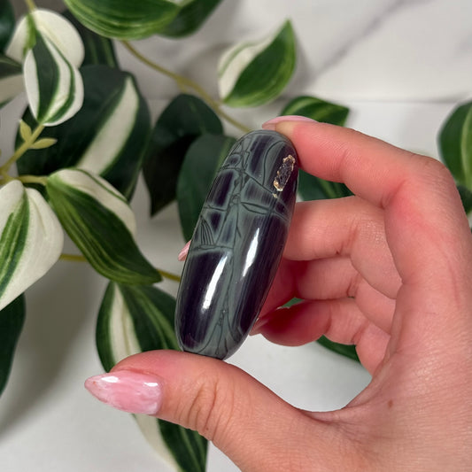 Spiderweb obsidian shiva