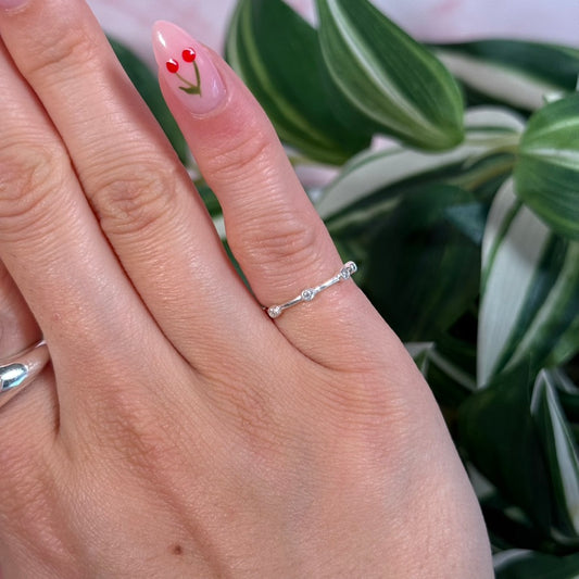 Moissanite ring (Sizes 3, 5)