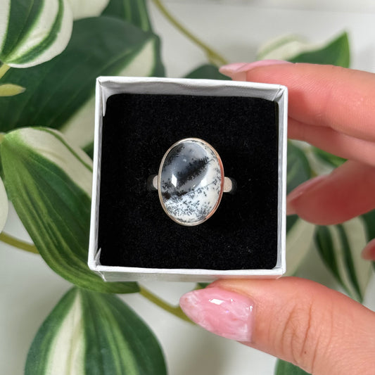 Size 8 dendritic opal ring