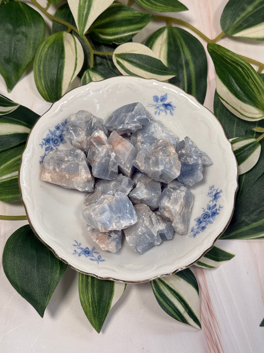 Raw mini blue calcite