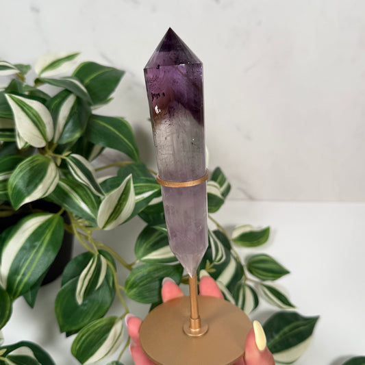 Amethyst vogel on stand A