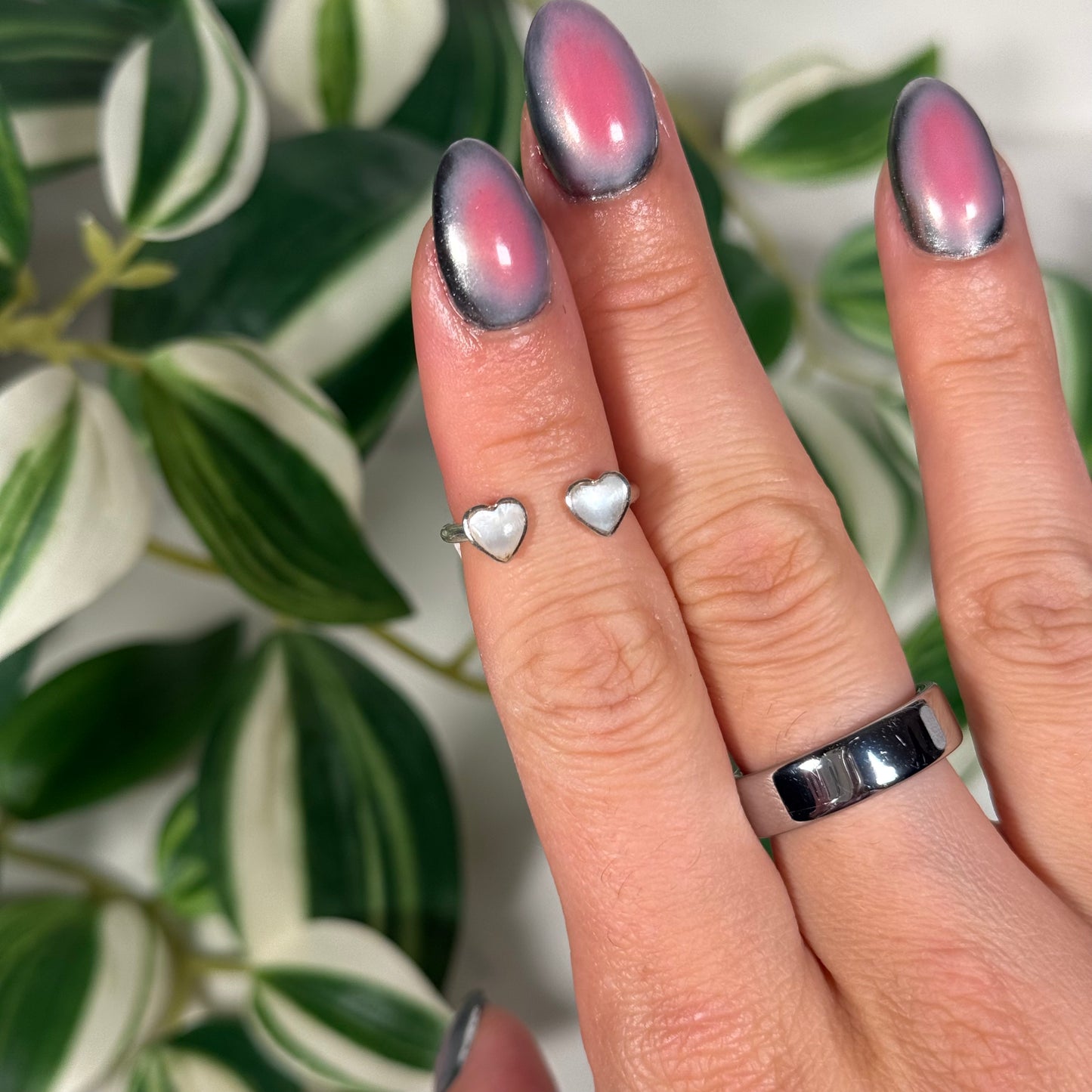 Size 5 mother of peal heart ring