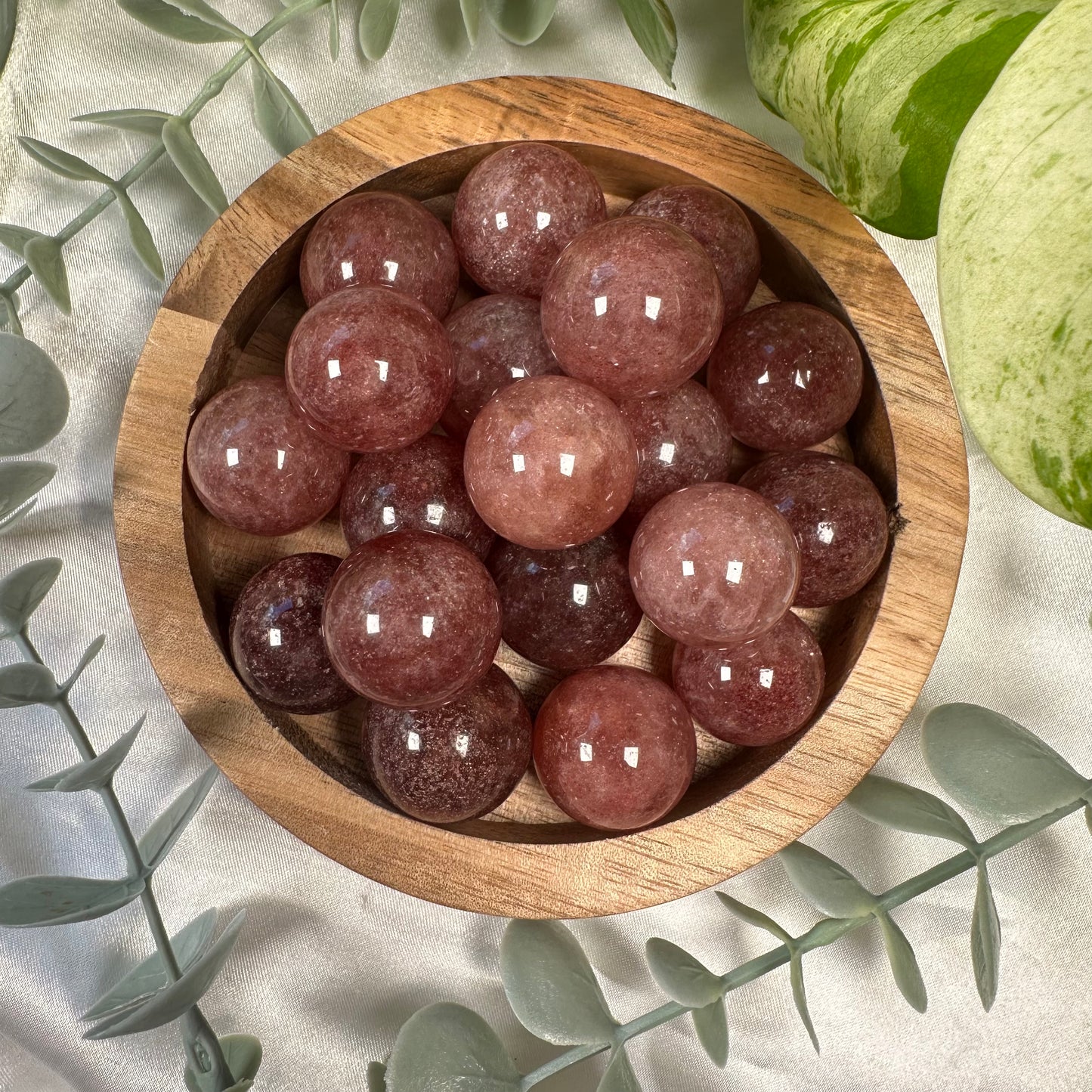 Strawberry quartz mini sphere