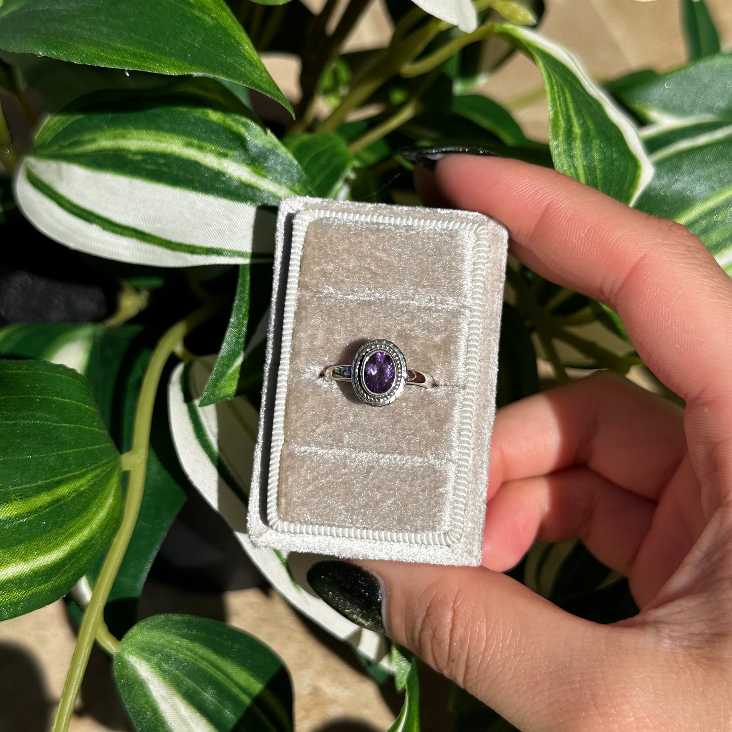 Size 6 amethyst ring