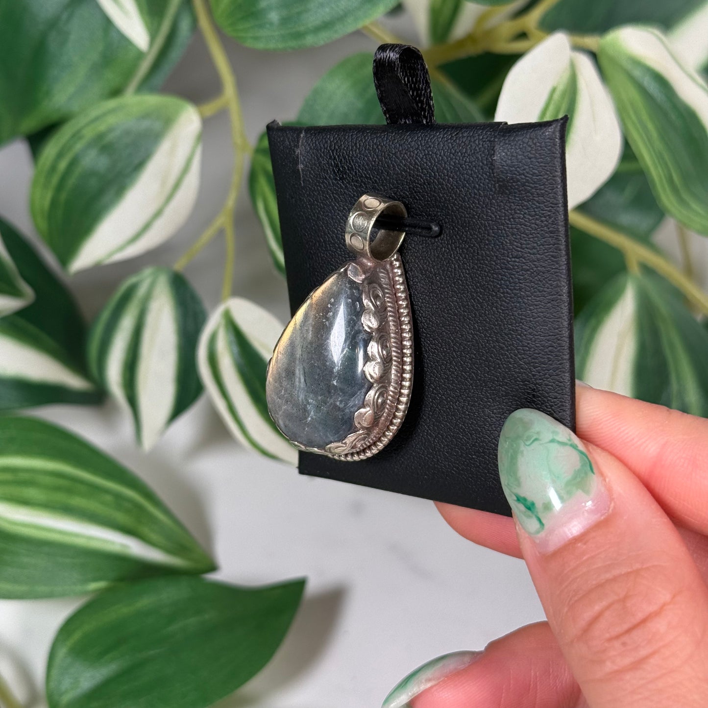 Labradorite teardrop pendant