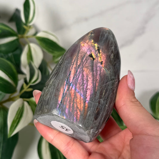 Labradorite freeform 35