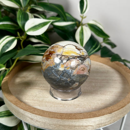 Polychrome sphere