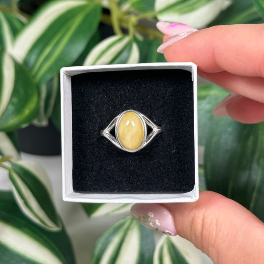 Yellow amber ring (size 6, 8, 9)