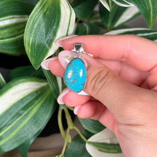 Turquoise pendant C