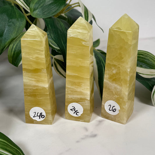 Lemon calcite tower