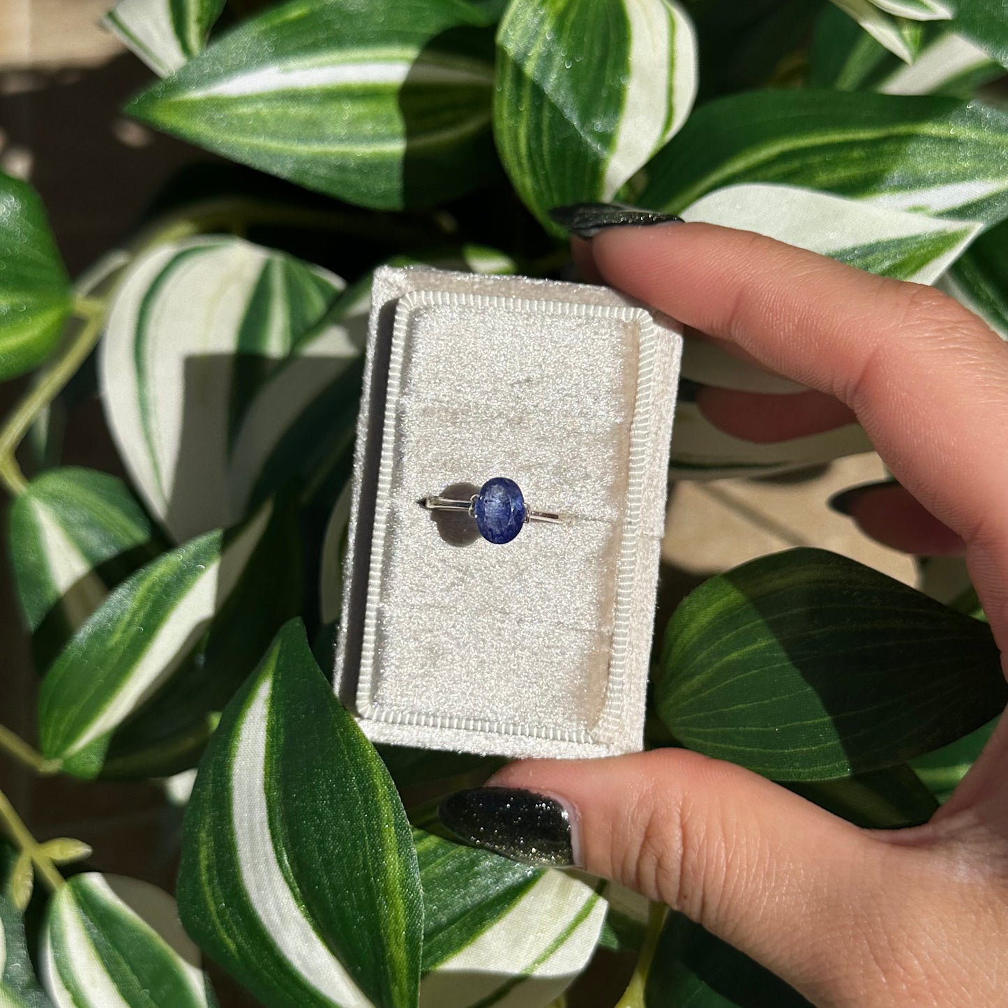 Size 5 tanzanite ring