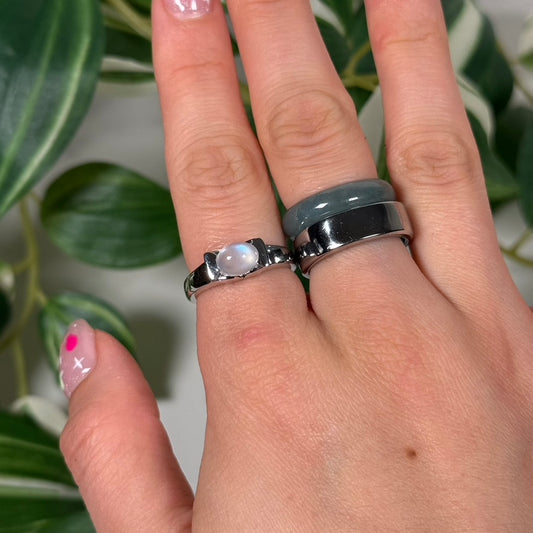 Moonstone ring (Size 5, 6, 7, 8)