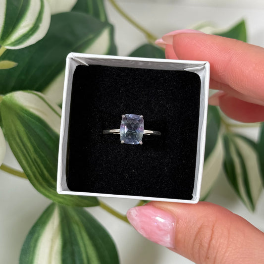 Size 6 rainbow fluorite ring (pick shape)