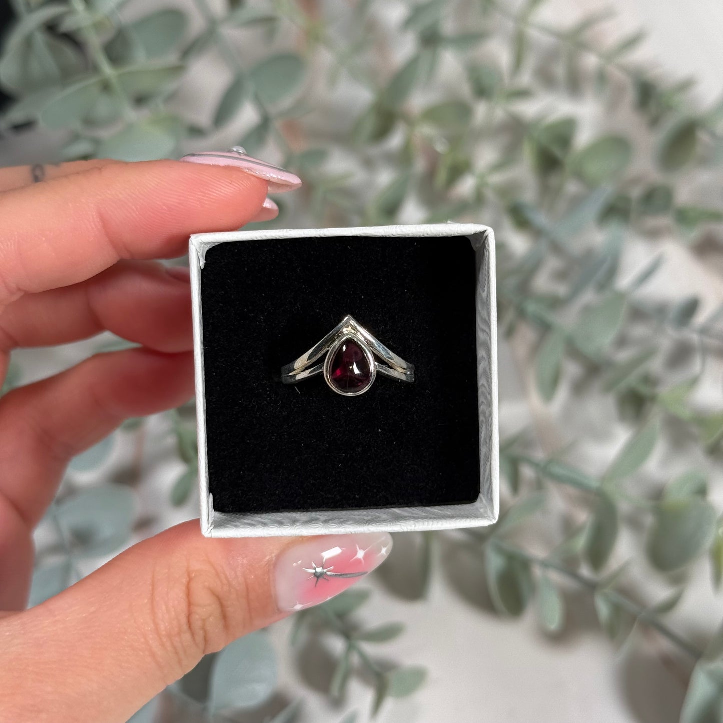 Garnet ring (size 6 & 7)