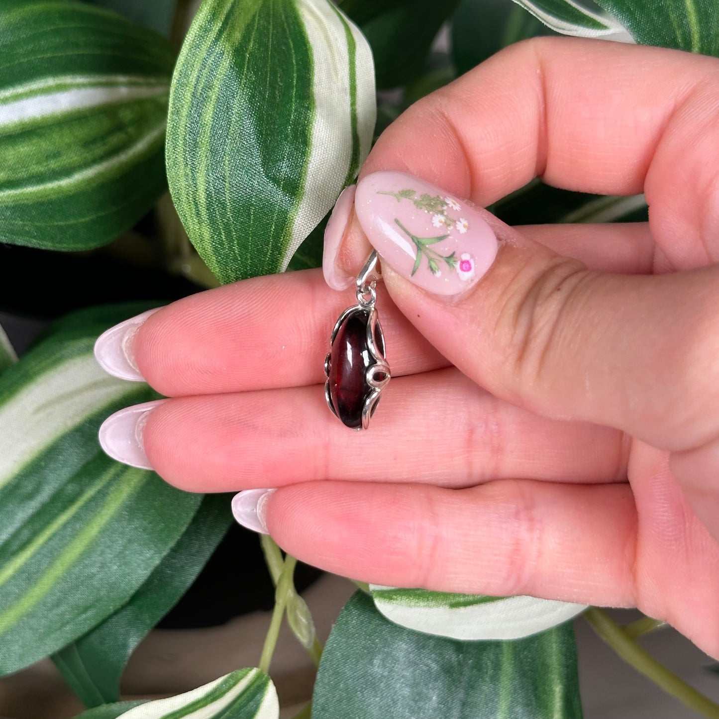 Amber oval pendant