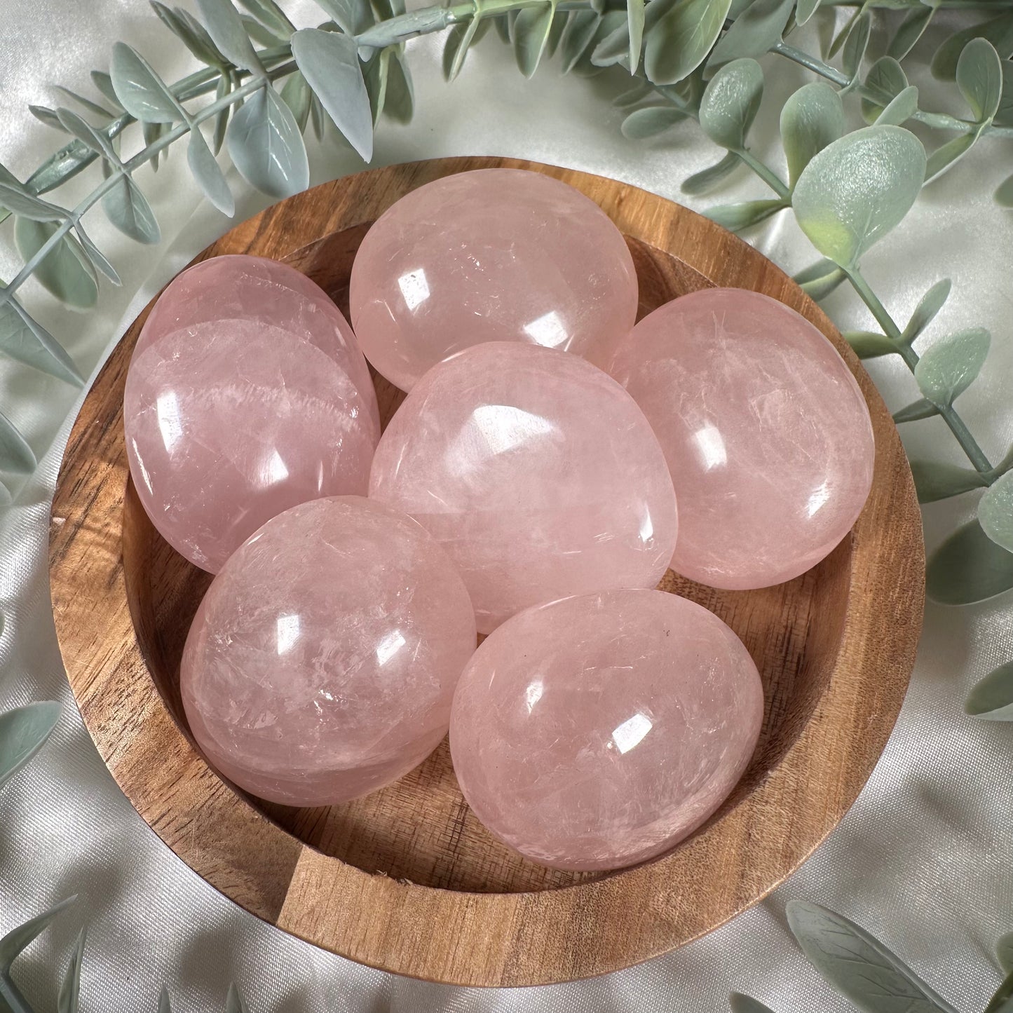 Rose quartz mini palmstone