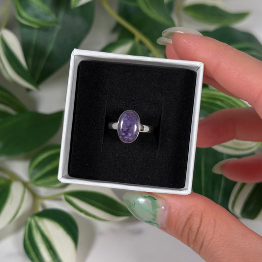 Size 6 oval Tiffany stone ring
