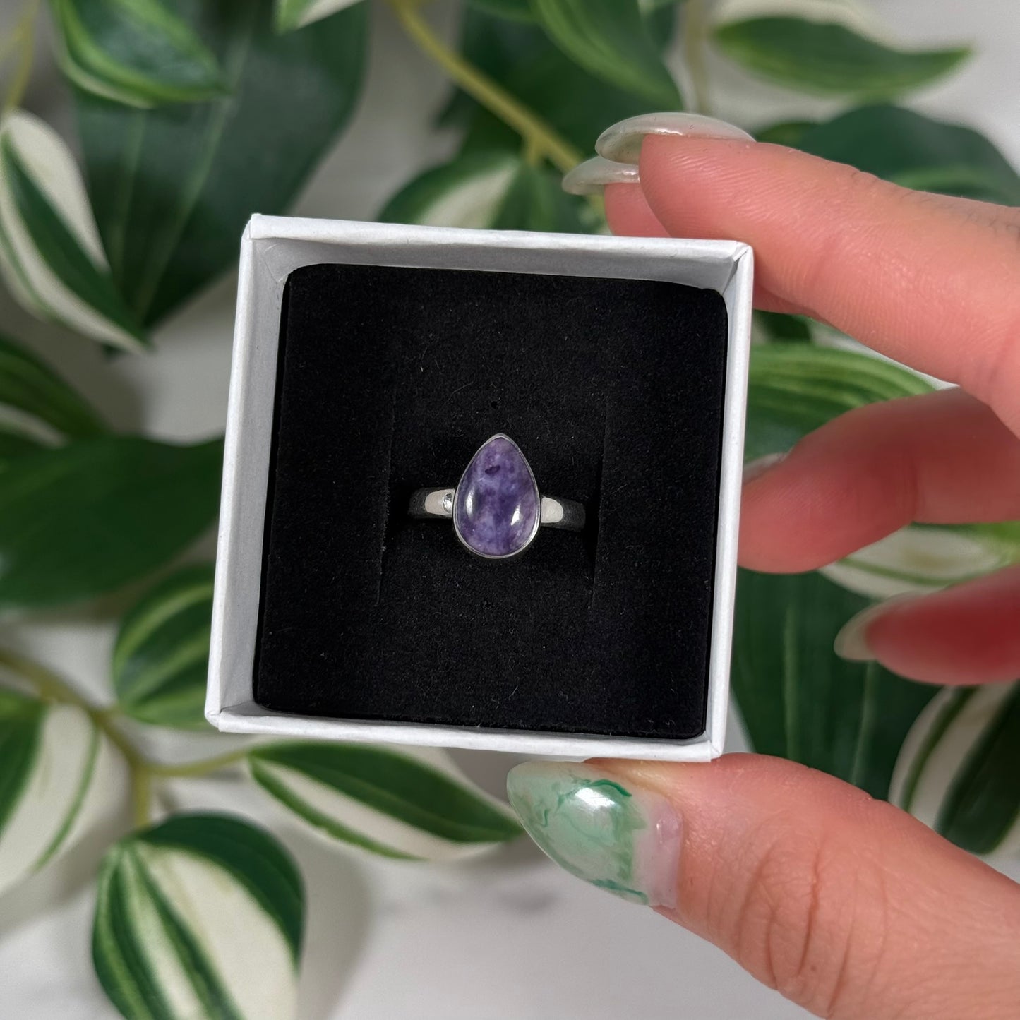 Size 6 teardrop Tiffany stone ring