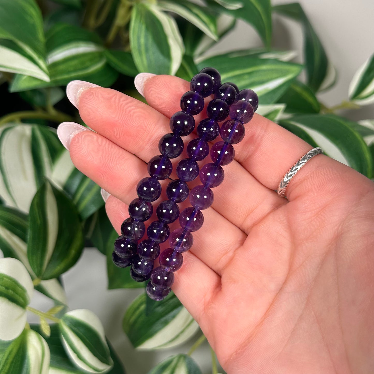 Dark amethyst bracelet 8mm