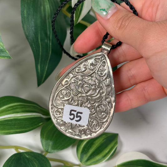 Statement agate pendant