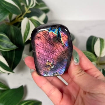 Labradorite freeform 52