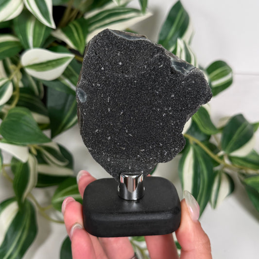 Black amethyst on stand 42