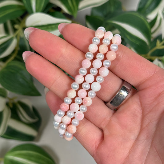Pink conch shell/pearl bracelet 6/5mm