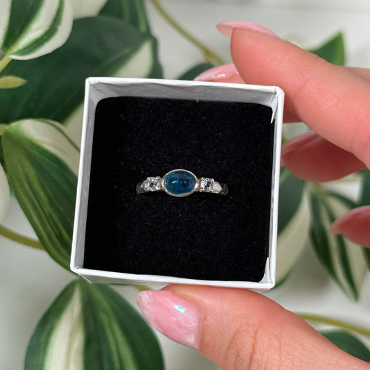 Size 8.5 blue apatite/white topaz ring