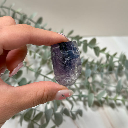 Purple/blue halite 120