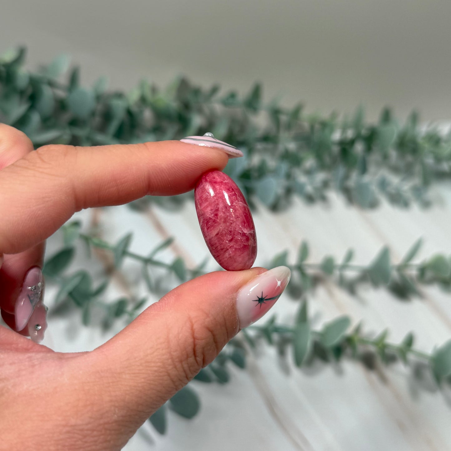 Gem rhodonite shiva