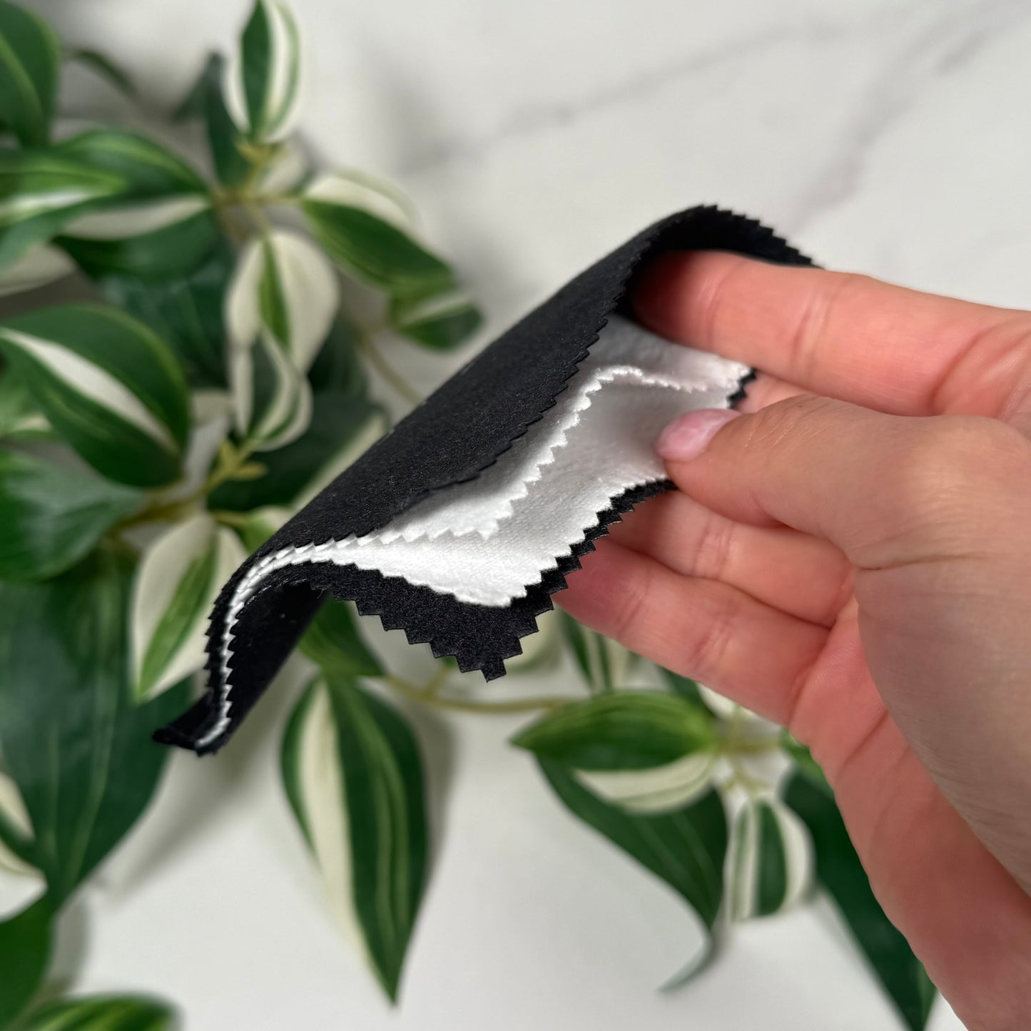 Polishing cloth