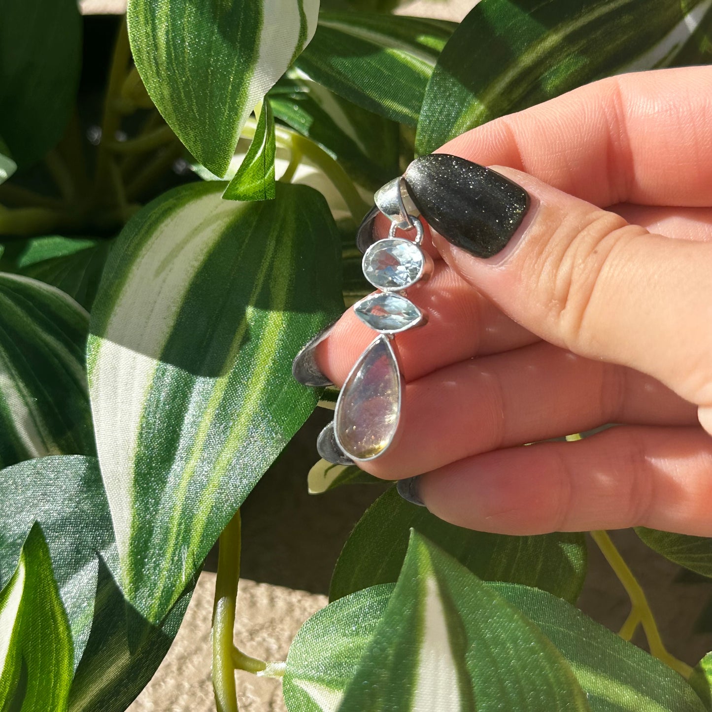 Blue topaz and labradorite pendant