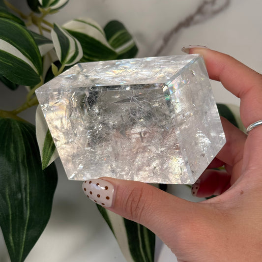 Optical calcite freeform 130