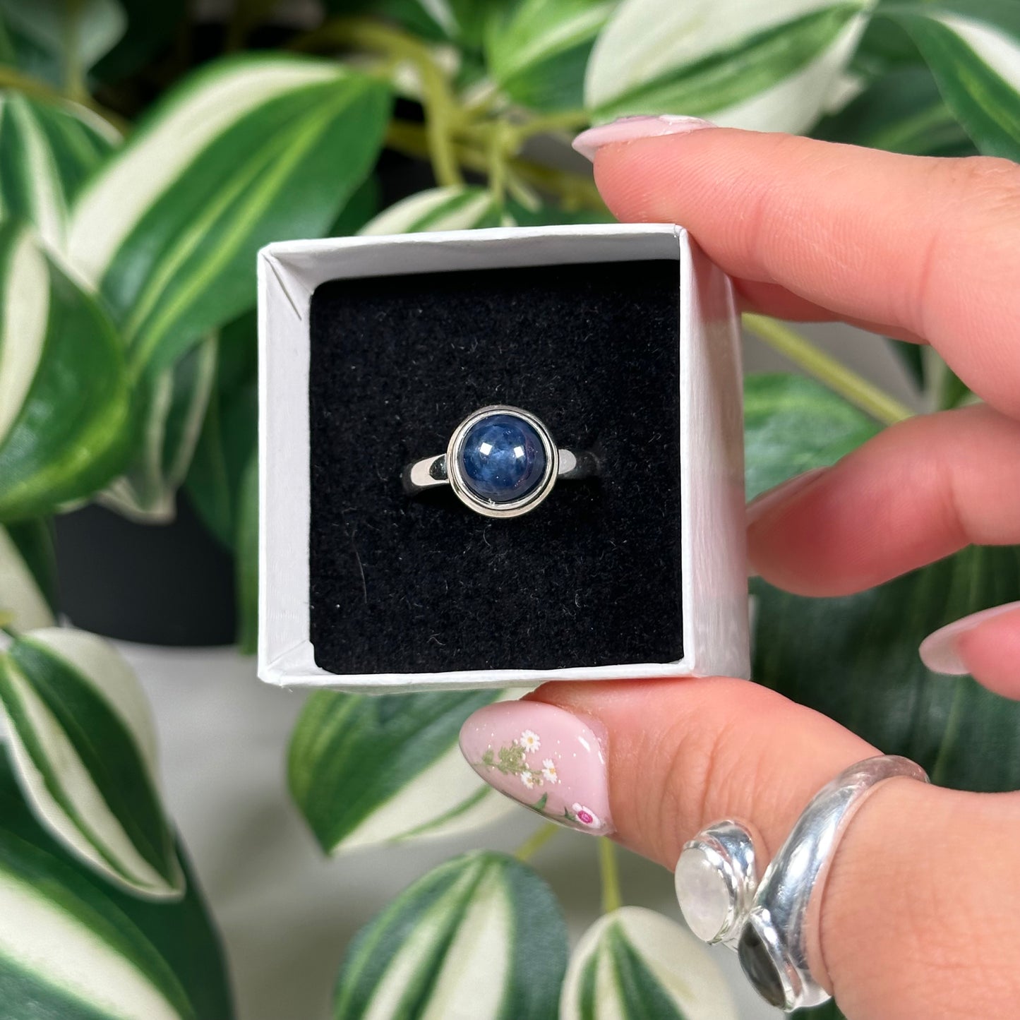 Size 7 blue star sapphire ring